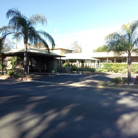 Lake Forbes Motel Luaran gambar
