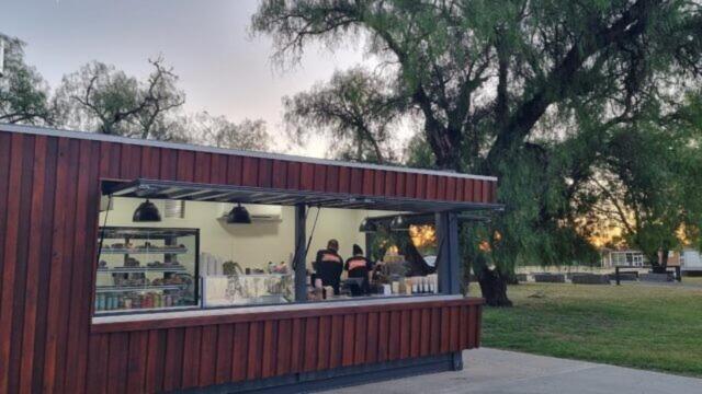 Lake Forbes Motel Luaran gambar