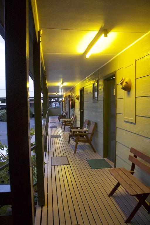 Lake Forbes Motel Luaran gambar