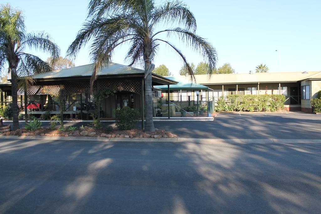 Lake Forbes Motel Luaran gambar