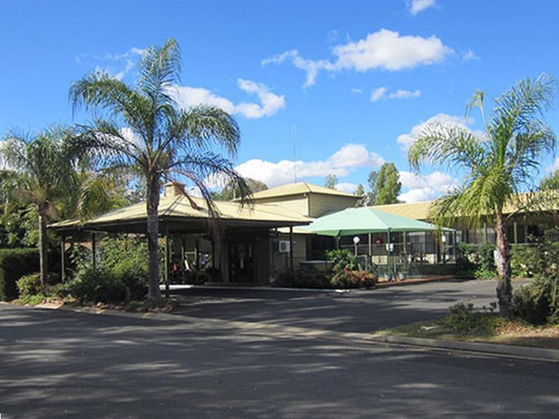 Lake Forbes Motel Luaran gambar