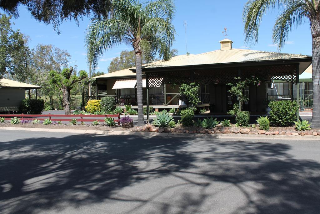 Lake Forbes Motel Luaran gambar