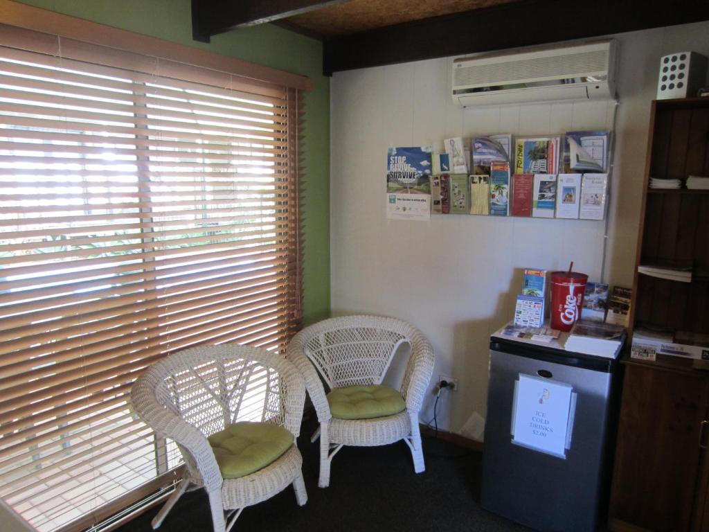 Lake Forbes Motel Luaran gambar