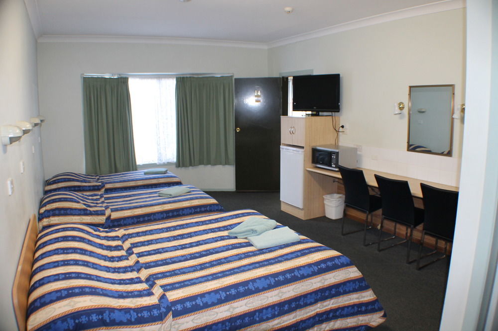 Lake Forbes Motel Luaran gambar