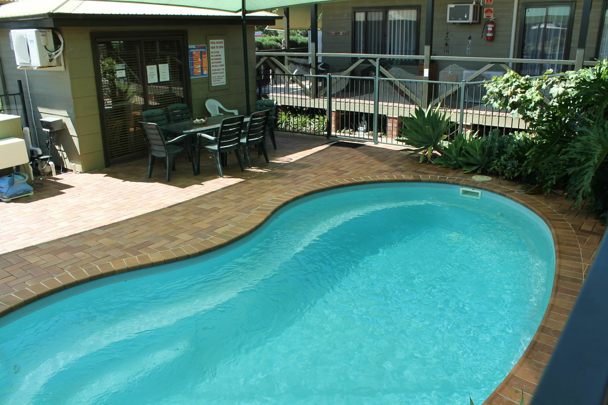 Lake Forbes Motel Luaran gambar